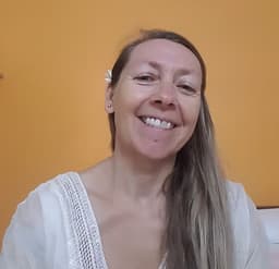 Sandrine, praticienne en soins énergétiques